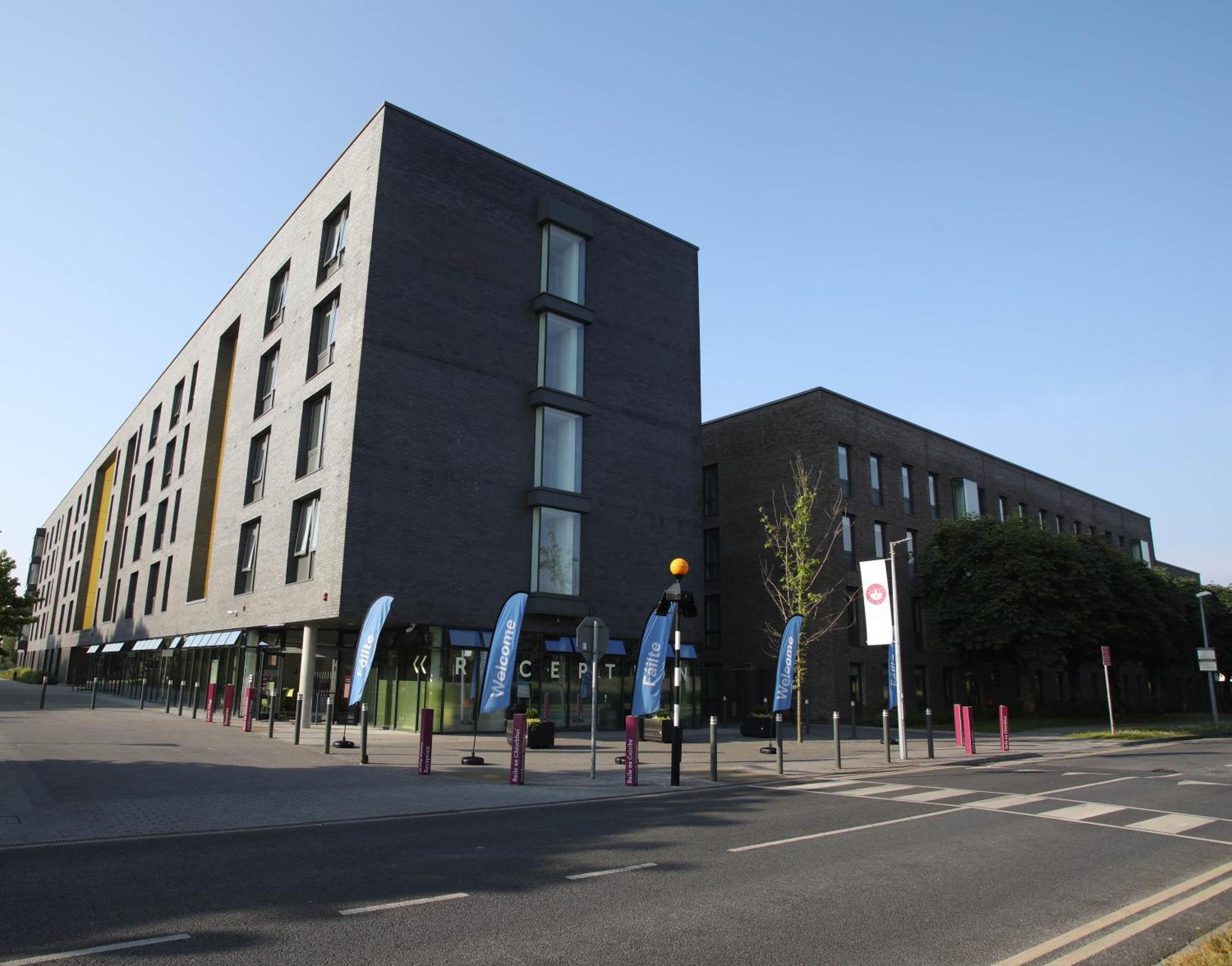 Goldcrest Village Rooms University Of Galway Exterior foto